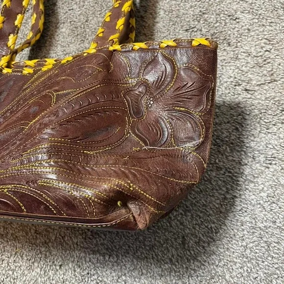 Brown leather handbag with yellow stitching accents - Picture 6 of 8